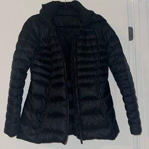 Lululemon black puffer coat